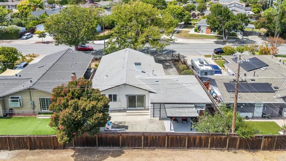 1924 Rosswood Drive San Jose, CA 95124