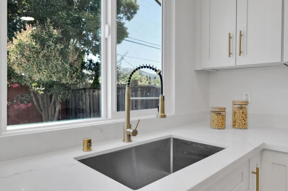 1924 Rosswood Drive San Jose, CA 95124