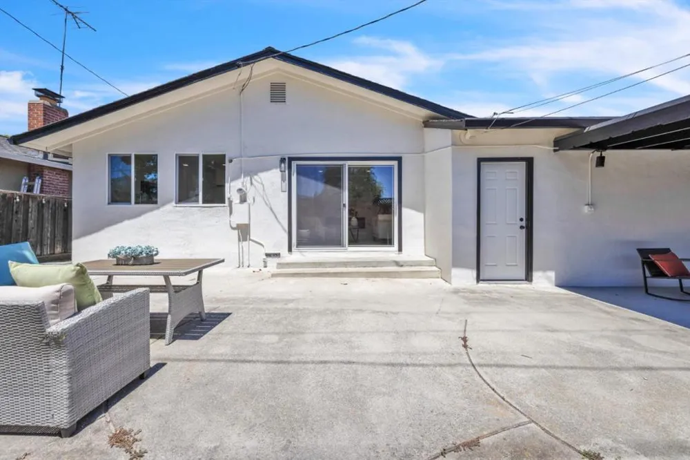 1924 Rosswood Drive San Jose, CA 95124
