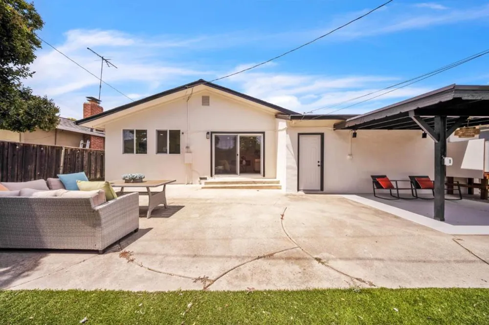 1924 Rosswood Drive San Jose, CA 95124
