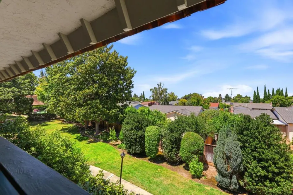 2745 Mauricia Avenue #B Santa Clara, CA 95051