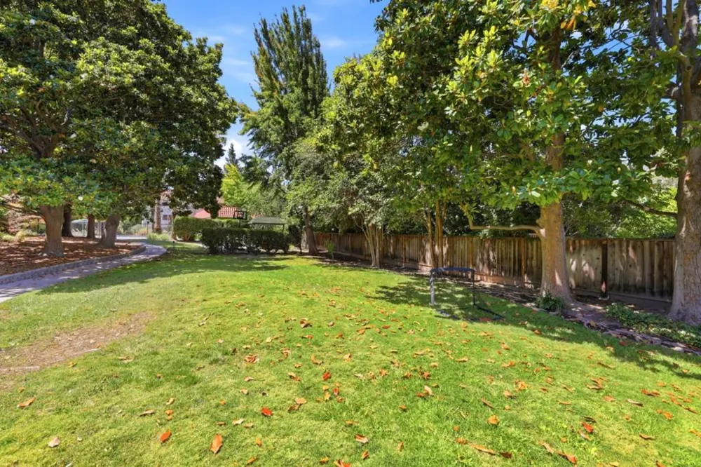 2745 Mauricia Avenue #B Santa Clara, CA 95051