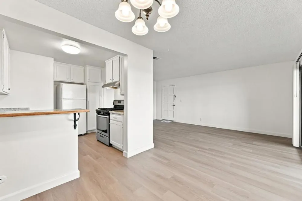 2745 Mauricia Avenue #B Santa Clara, CA 95051