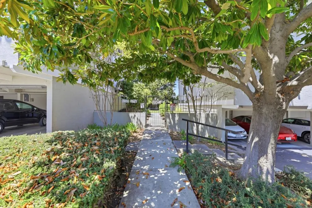 2745 Mauricia Avenue #B Santa Clara, CA 95051