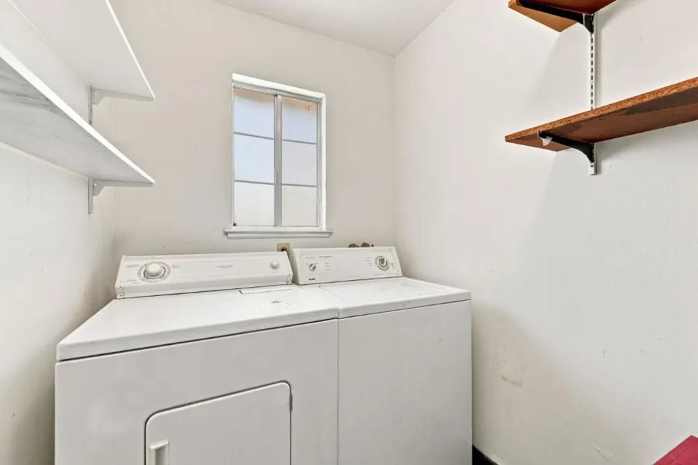 2745 Mauricia Avenue #B Santa Clara, CA 95051