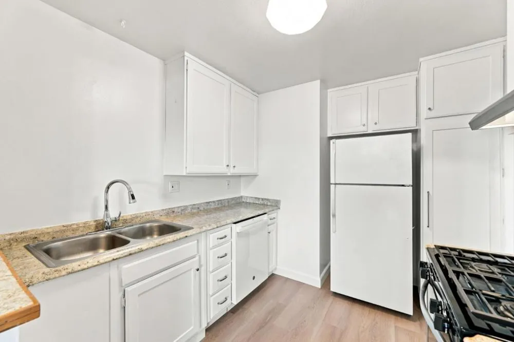 2745 Mauricia Avenue #B Santa Clara, CA 95051