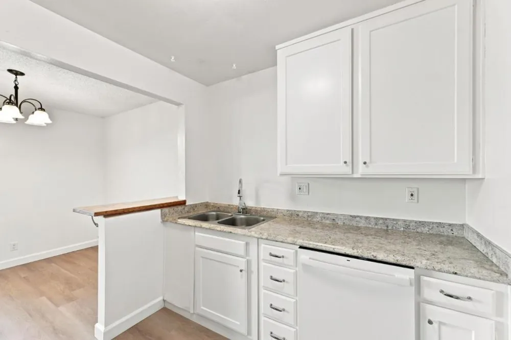 2745 Mauricia Avenue #B Santa Clara, CA 95051