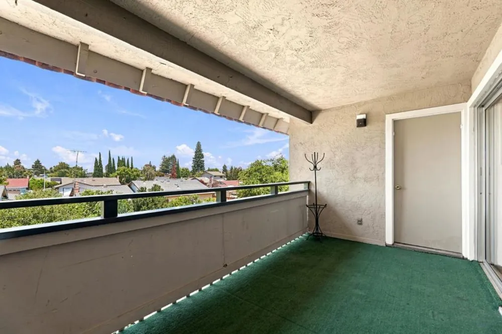 2745 Mauricia Avenue #B Santa Clara, CA 95051