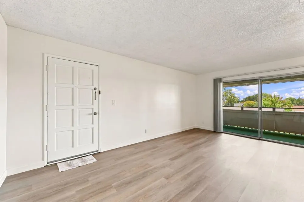 2745 Mauricia Avenue #B Santa Clara, CA 95051