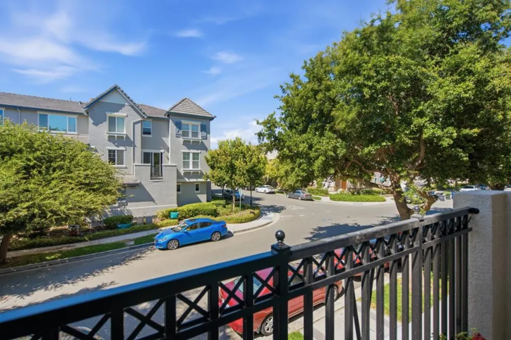 71 Heligan Lane #3 Livermore, CA 94551