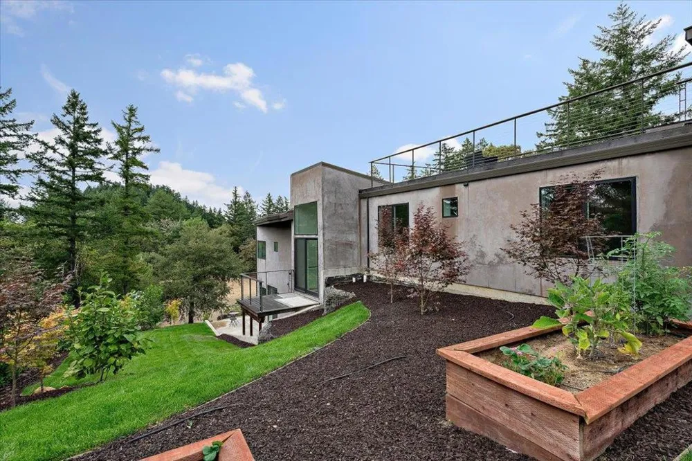 13755 Skyline Boulevard Los Gatos, CA 95033