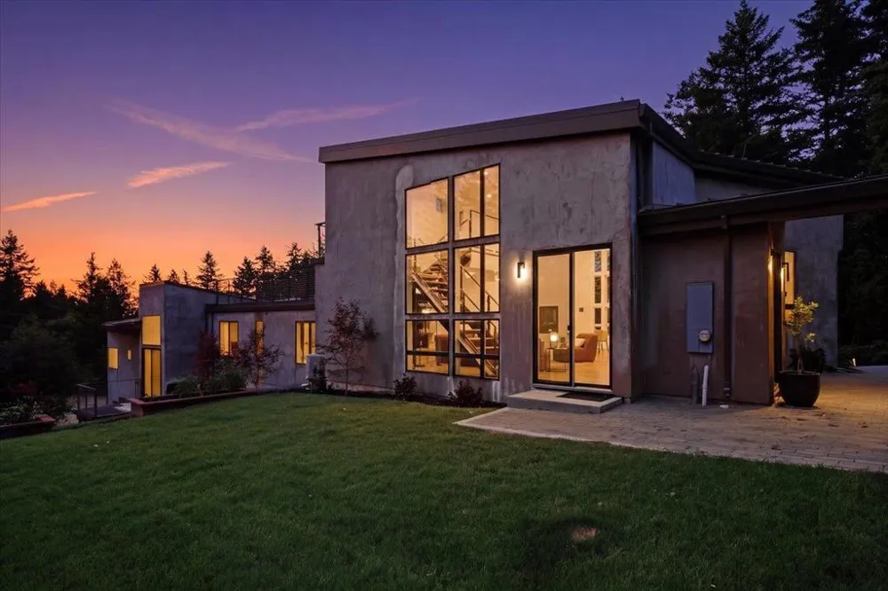 13755 Skyline Boulevard Los Gatos, CA 95033