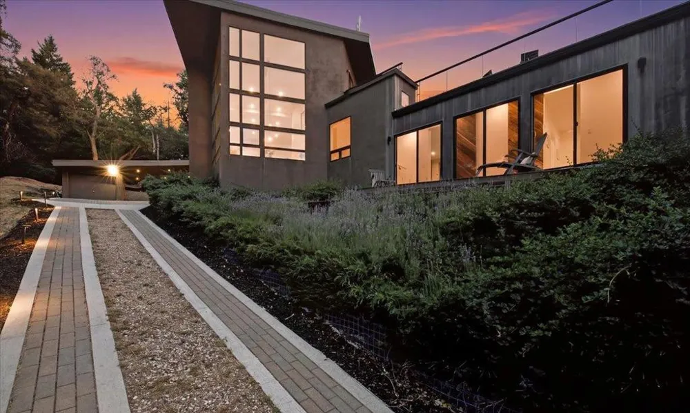 13755 Skyline Boulevard Los Gatos, CA 95033