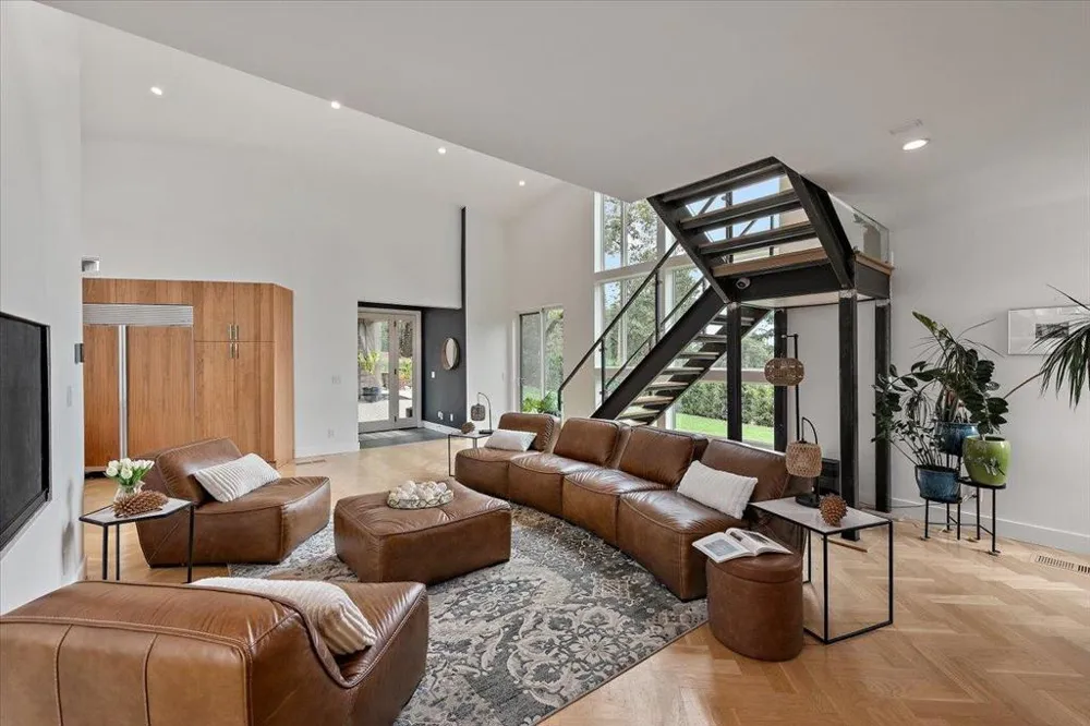 13755 Skyline Boulevard Los Gatos, CA 95033