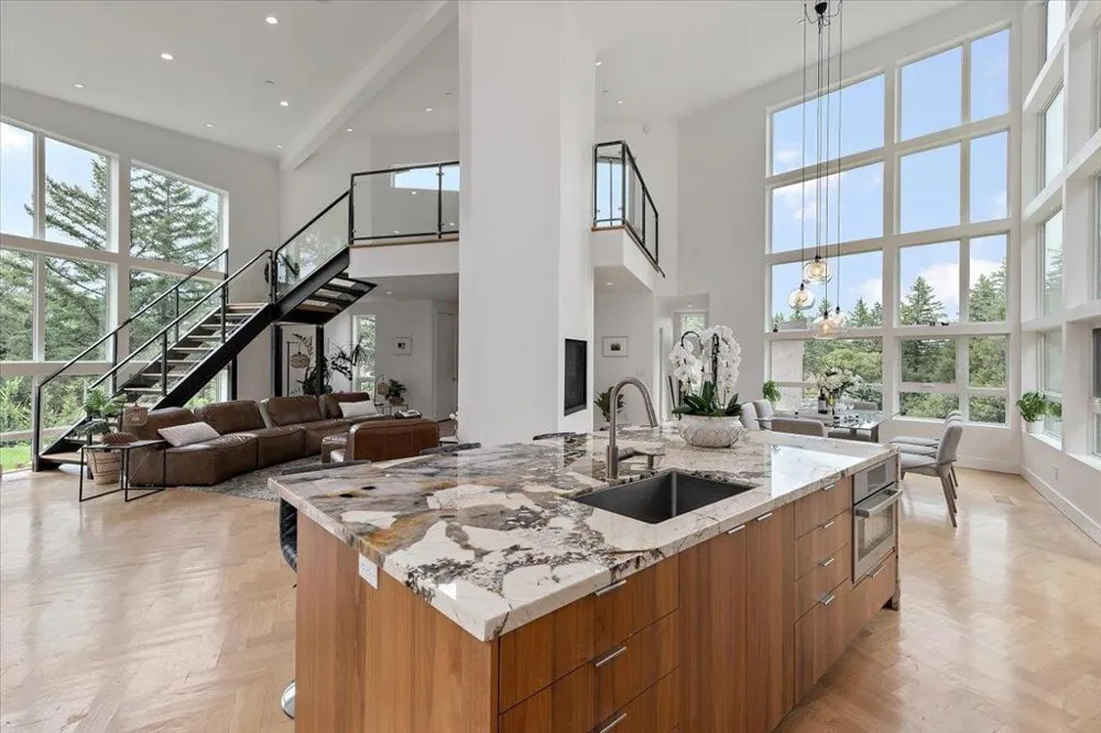 13755 Skyline Boulevard Los Gatos, CA 95033