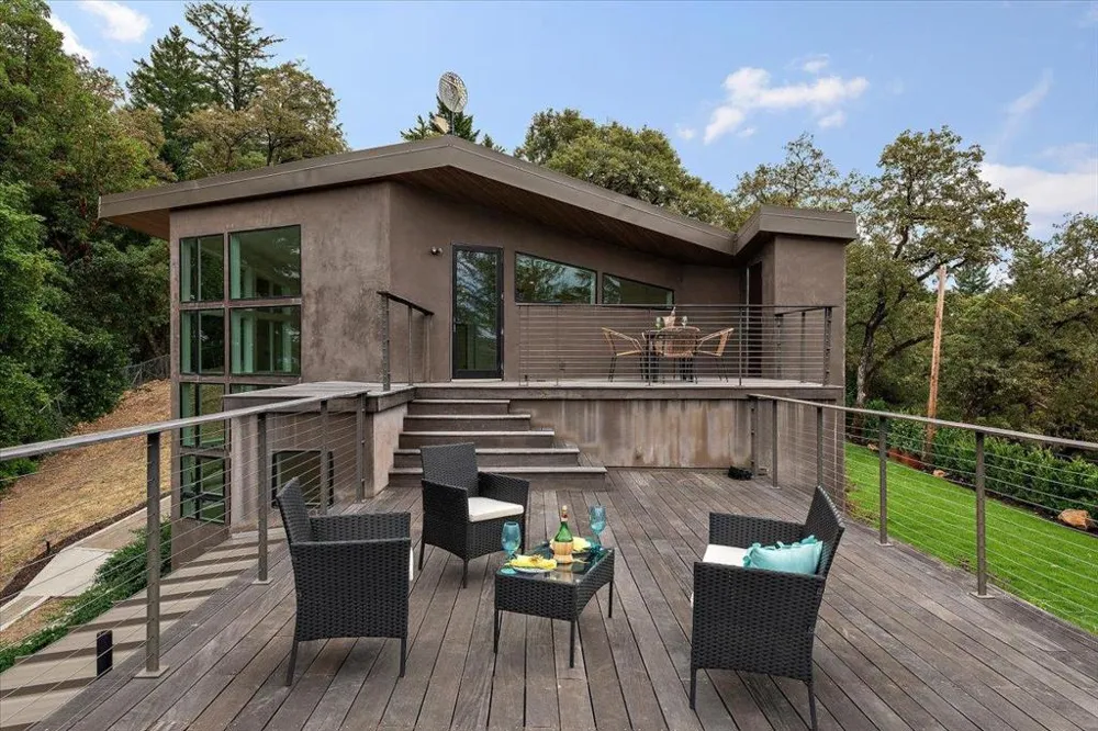13755 Skyline Boulevard Los Gatos, CA 95033