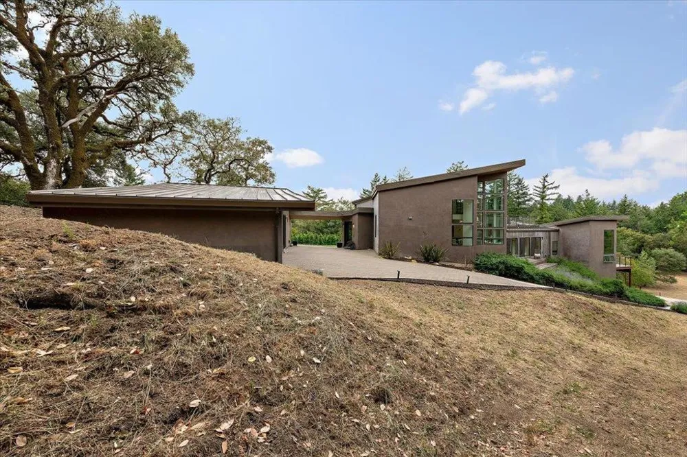 13755 Skyline Boulevard Los Gatos, CA 95033