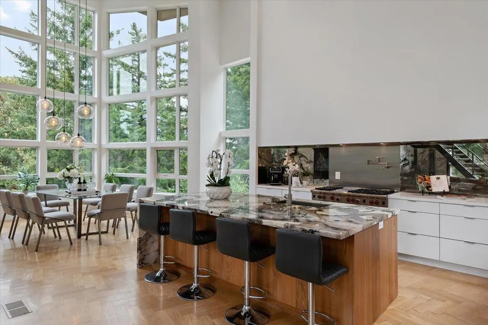 13755 Skyline Boulevard Los Gatos, CA 95033