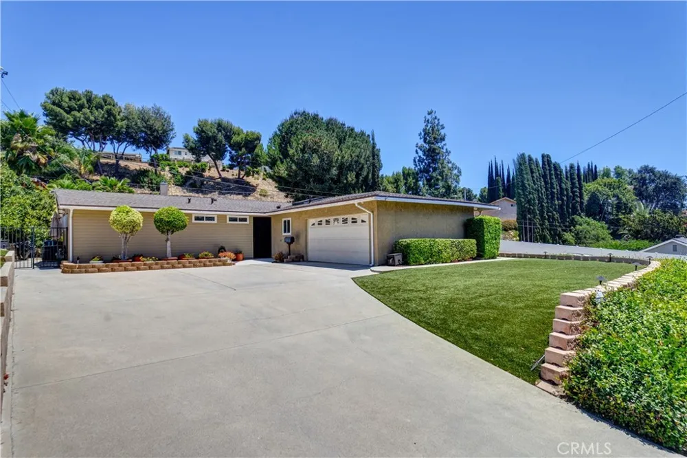 1966 Fern Hollow Drive Diamond Bar, CA 91765
