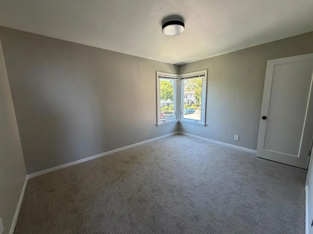 200 Anita Road #2 Burlingame, CA 94010