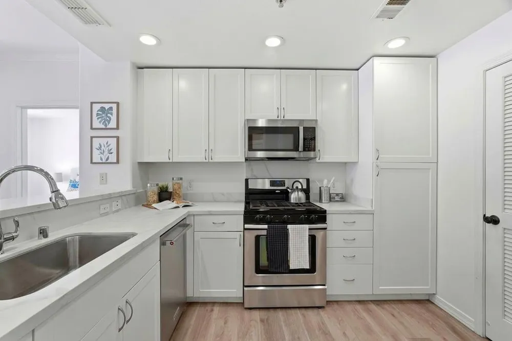 3901 Lick Mill Boulevard #225 Santa Clara, CA 95054