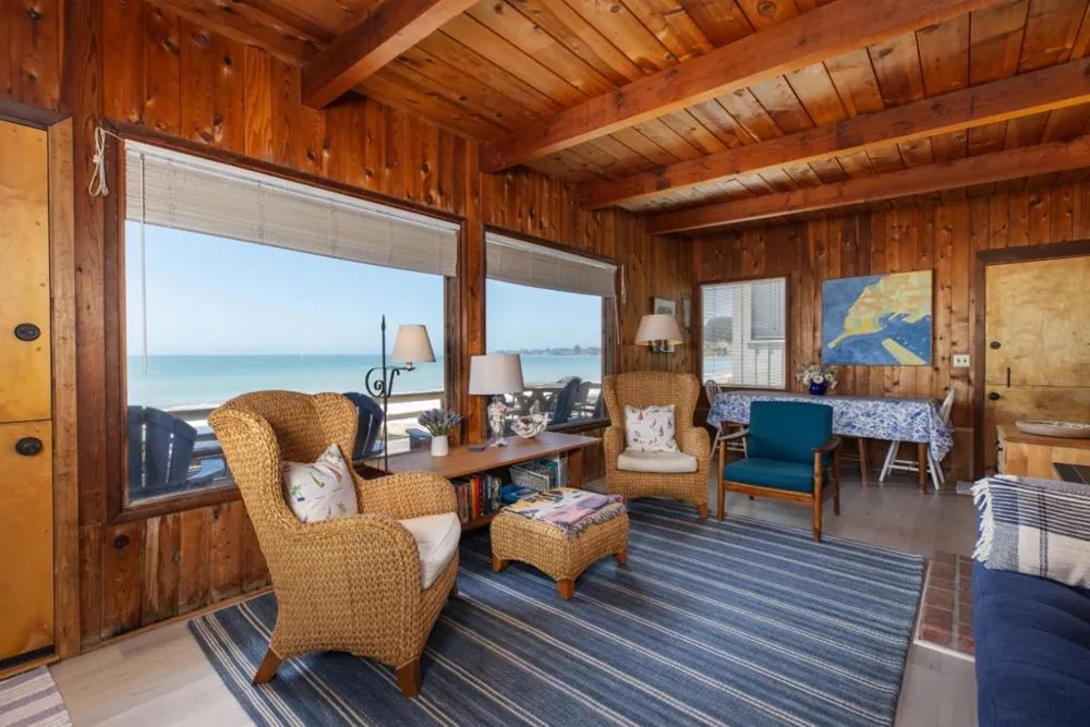 16 Potbelly Beach Road Aptos, CA 95003