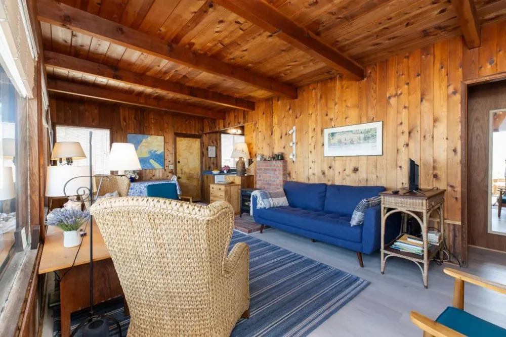 16 Potbelly Beach Road Aptos, CA 95003
