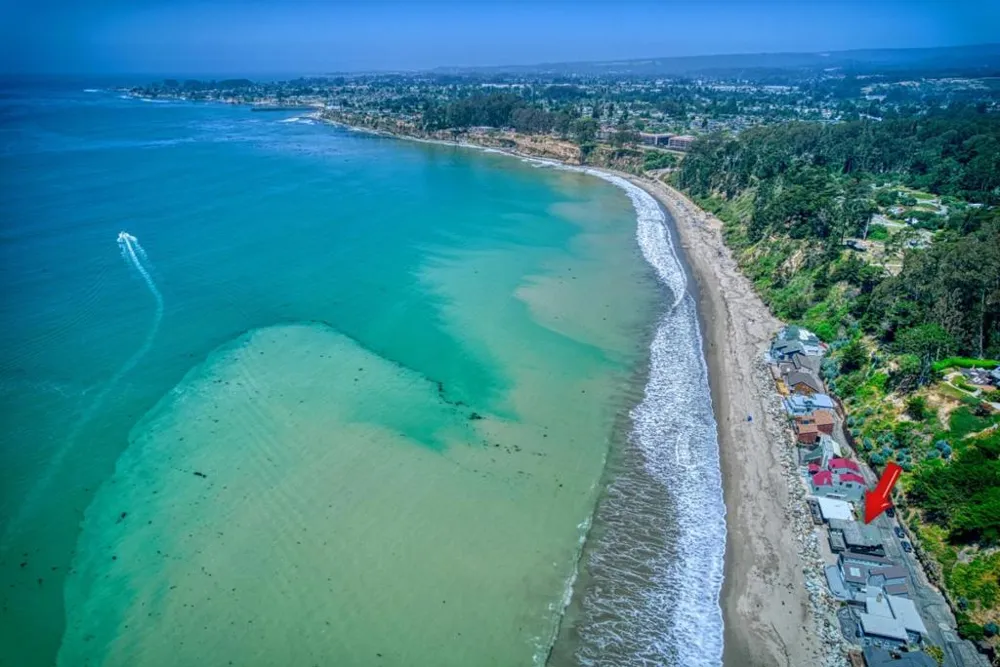 16 Potbelly Beach Road Aptos, CA 95003