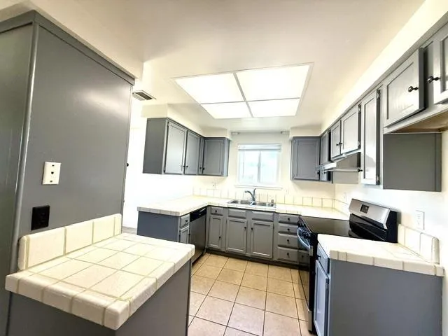 7913 Cottonleaf Way Sacramento, CA 95828