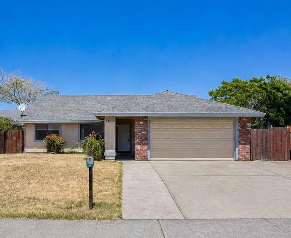 7913 Cottonleaf Way Sacramento, CA 95828