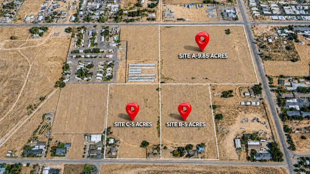 1367 Marks Avenue Fresno, CA 93722