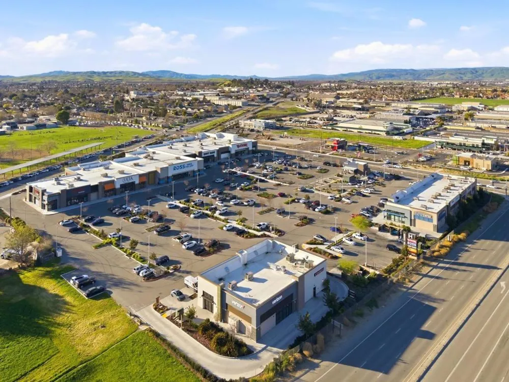 251 Gibson Drive #E-54 Hollister, CA 95023