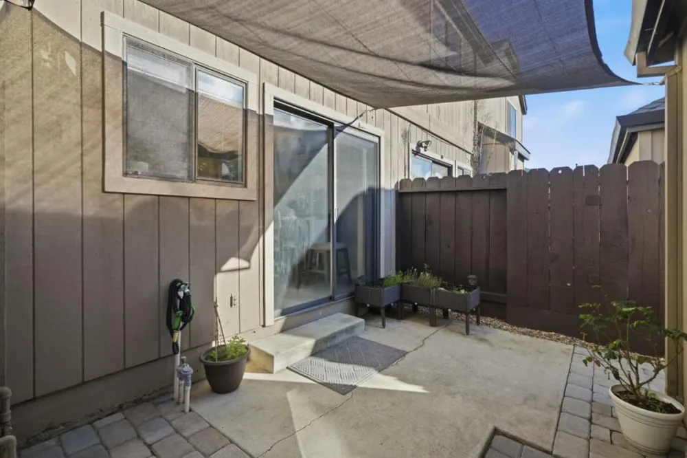 251 Gibson Drive #E-54 Hollister, CA 95023