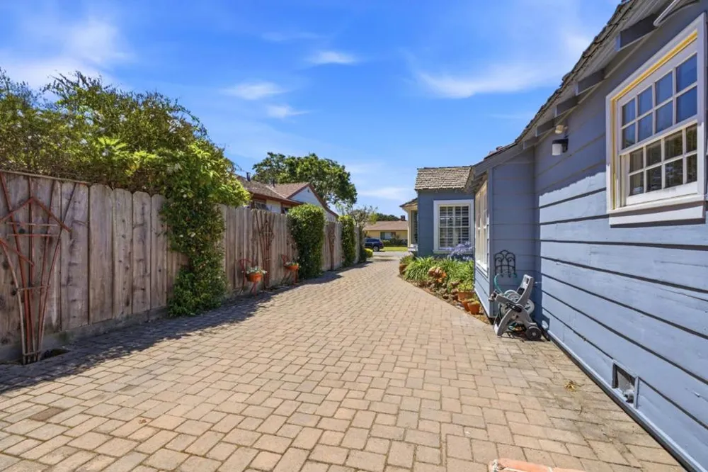 75 Carmel Avenue Salinas, CA 93901