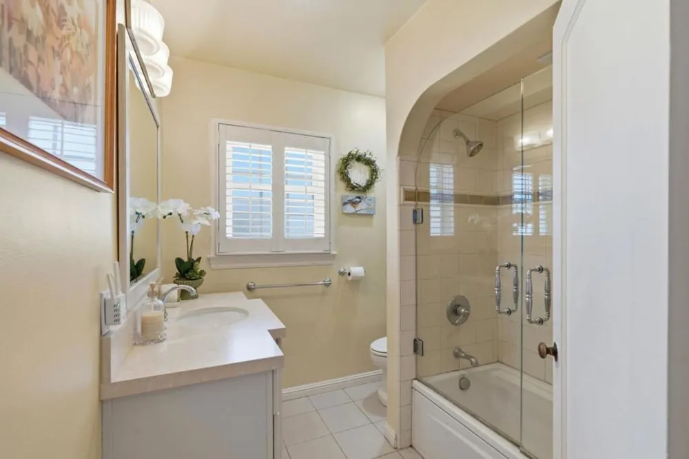 75 Carmel Avenue Salinas, CA 93901