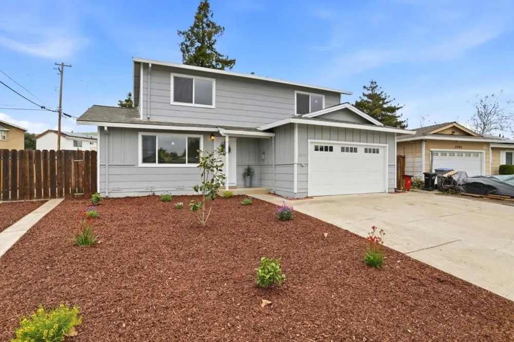 2074 Ashwood Lane San Jose, CA 95132
