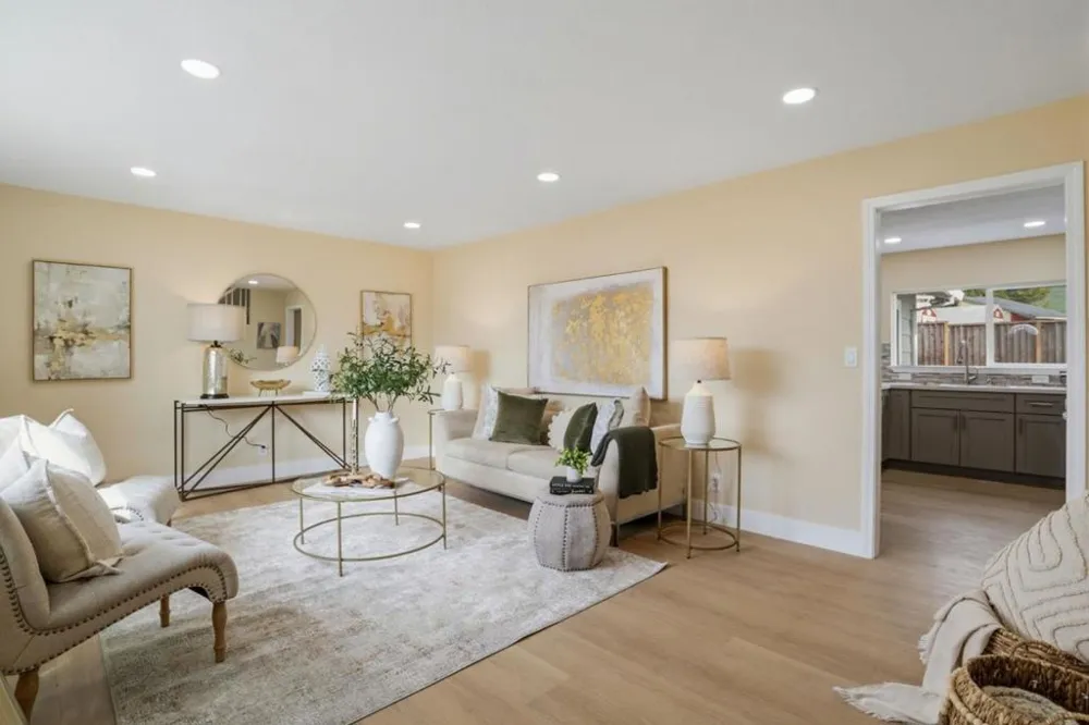 2074 Ashwood Lane San Jose, CA 95132