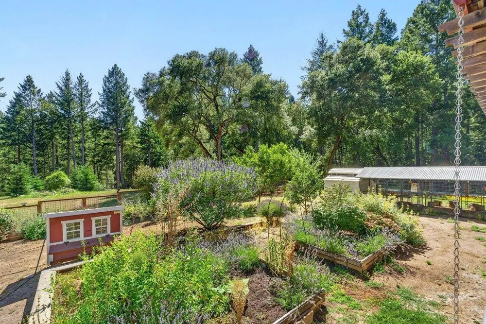 310 Winter Creek Road Santa Cruz, CA 95060