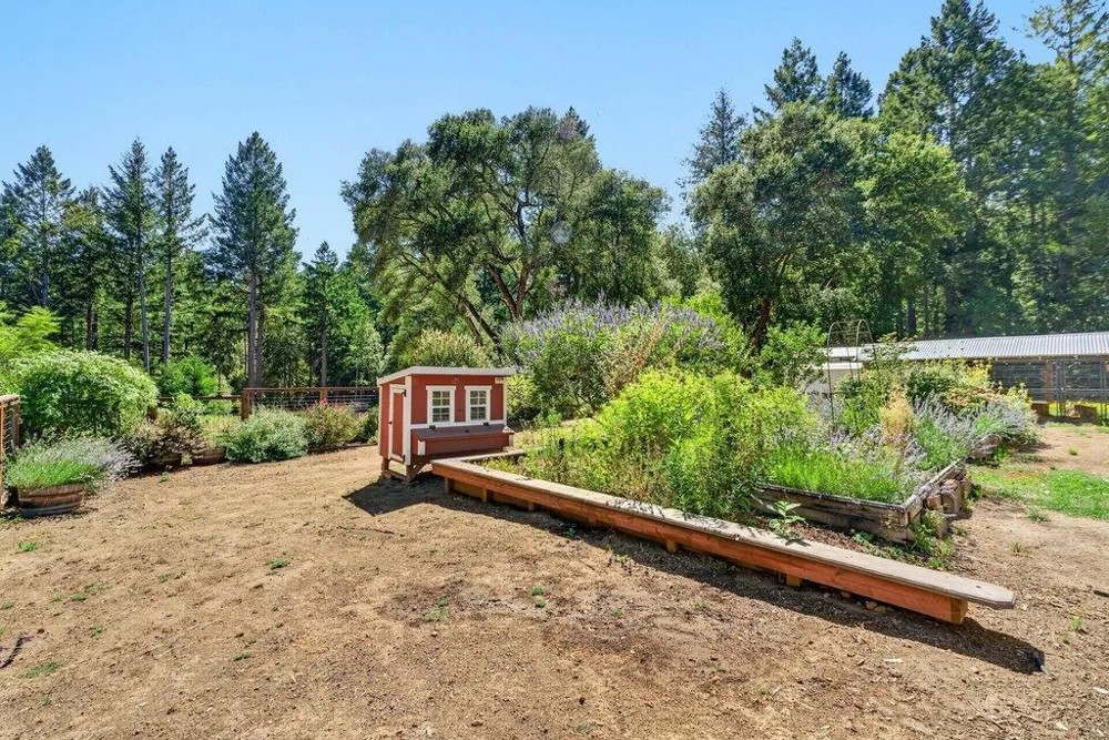 310 Winter Creek Road Santa Cruz, CA 95060