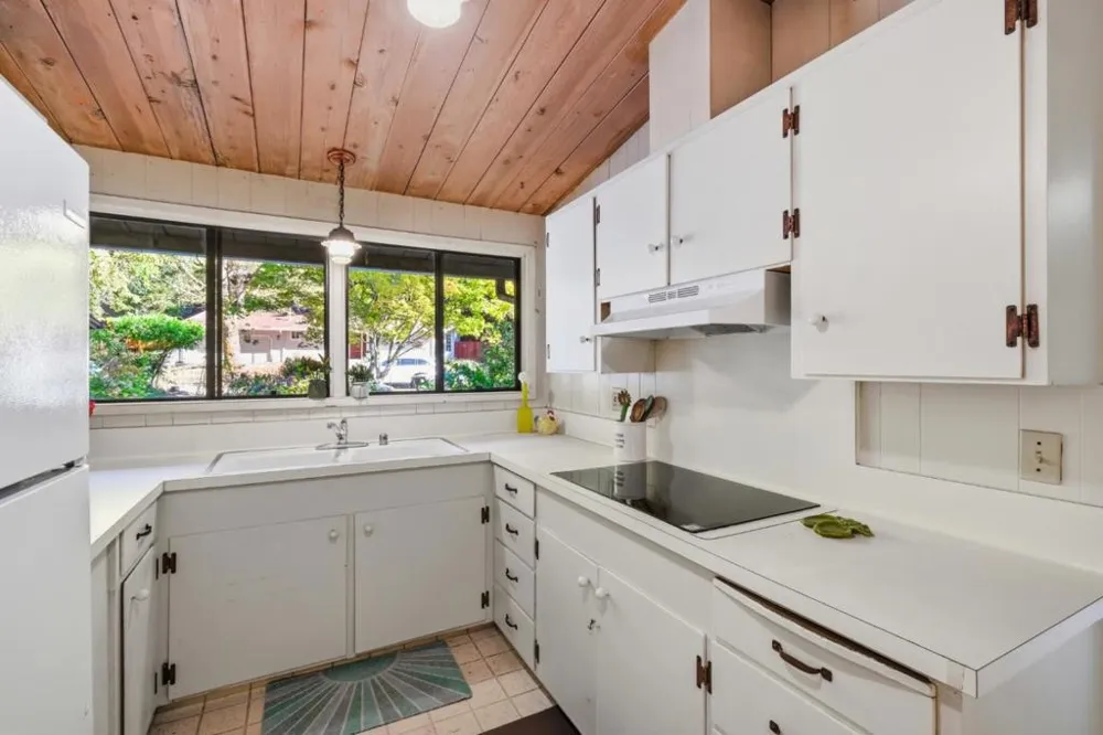 110 Maywood Drive Boulder Creek, CA 95006