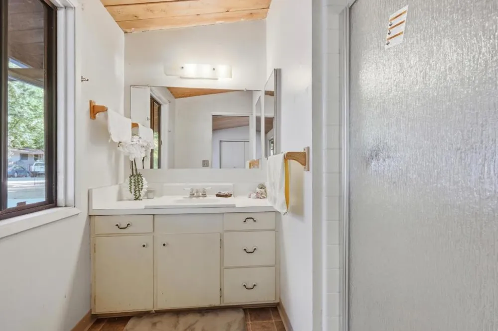 110 Maywood Drive Boulder Creek, CA 95006