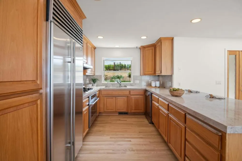 15060 Montebello Road Cupertino, CA 95014