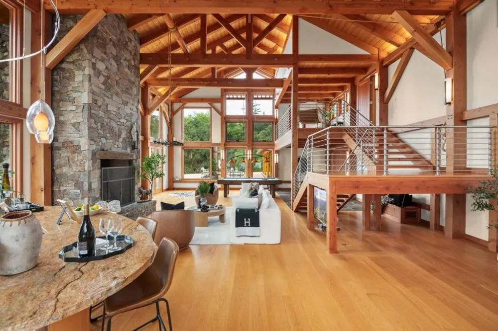 15060 Montebello Road Cupertino, CA 95014