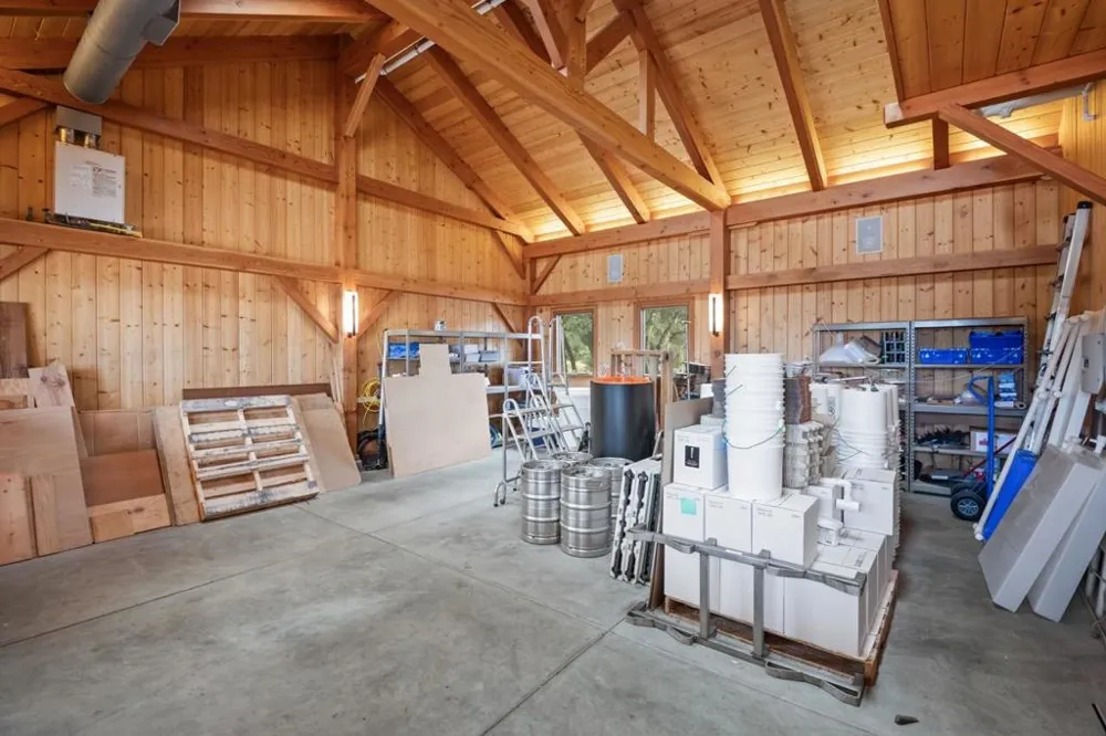 15060 Montebello Road Cupertino, CA 95014