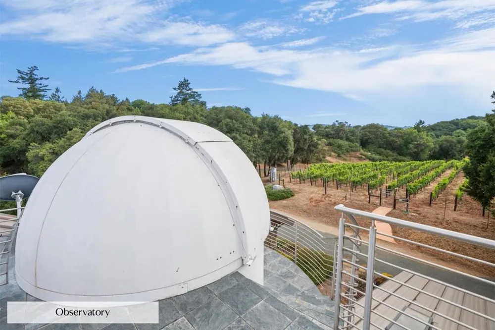 15060 Montebello Road Cupertino, CA 95014
