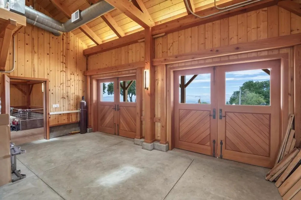 15060 Montebello Road Cupertino, CA 95014