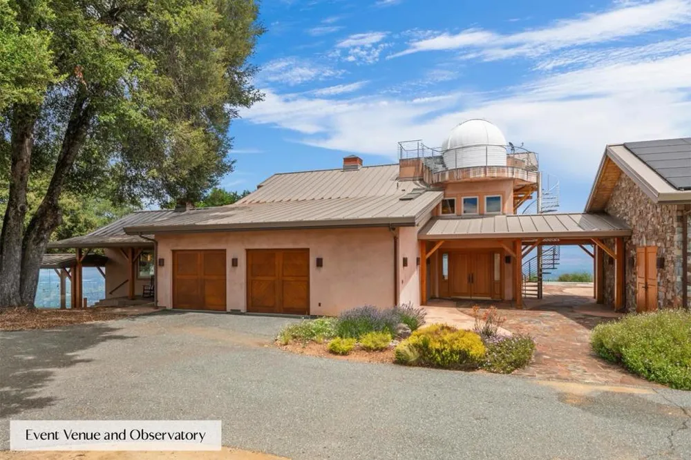 15060 Montebello Road Cupertino, CA 95014