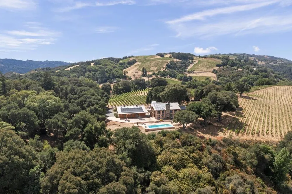 15060 Montebello Road Cupertino, CA 95014