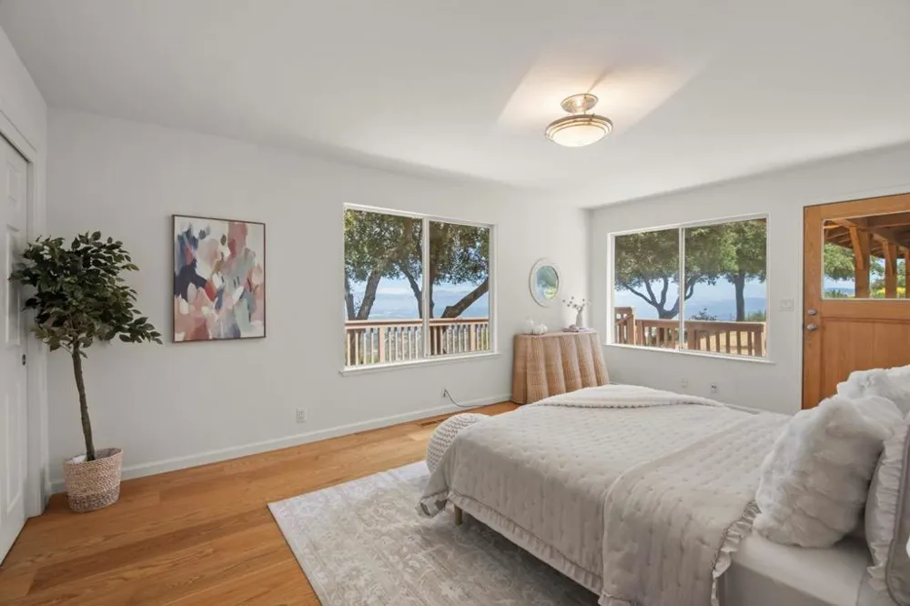 15060 Montebello Road Cupertino, CA 95014