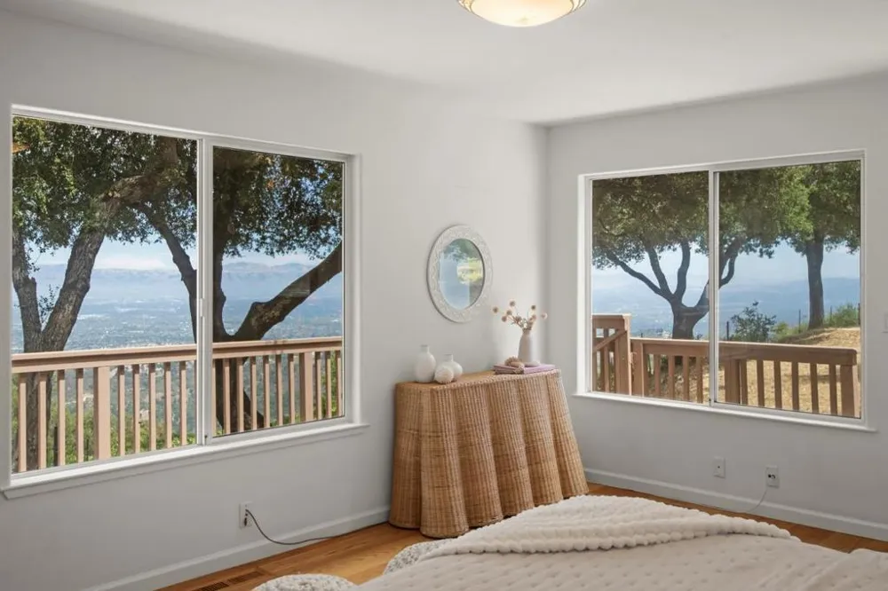 15060 Montebello Road Cupertino, CA 95014